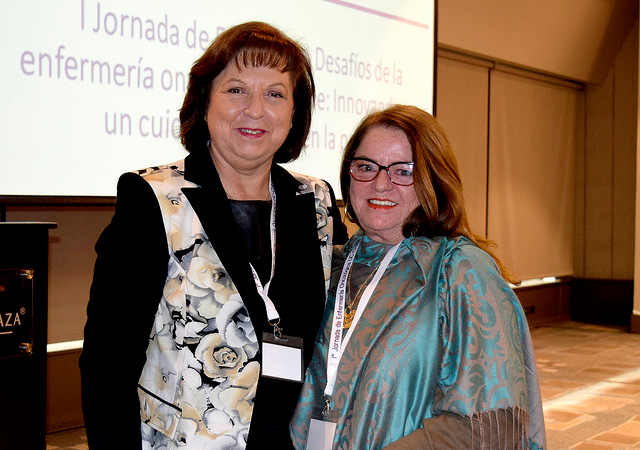 Paulina Suárez, Jefe del Centro del Cáncer Red de Salud UC CHRISTUS y M. Soledad Rivera